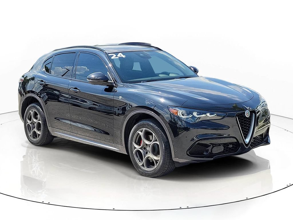Used 2024 Alfa Romeo Stelvio Ti AWD/4WD image 1