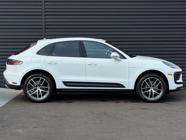 New 2026 Porsche Macan image 8