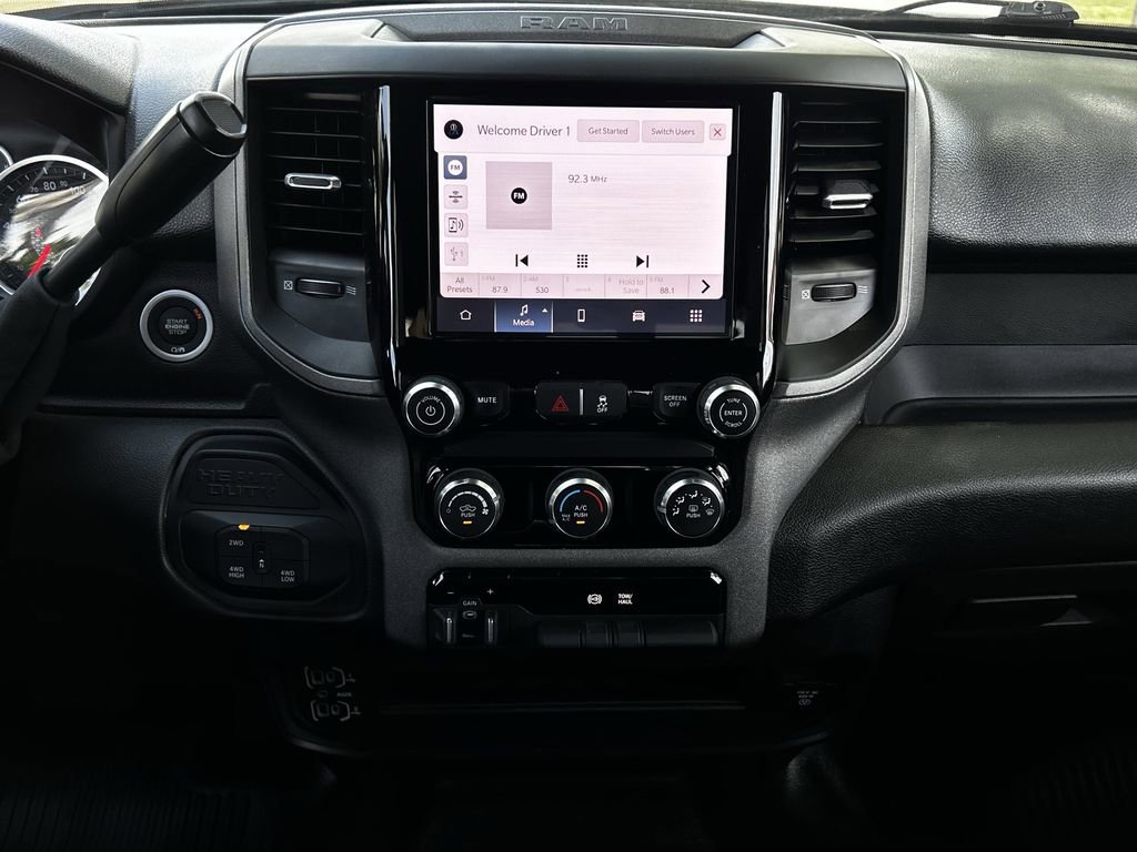 Used 2025 RAM 2500 Tradesman w/ Chrome Appearance Group AWD/4WD image 18