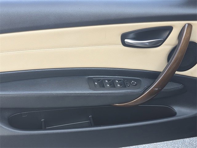 Used 2011 BMW 128i Convertible image 8