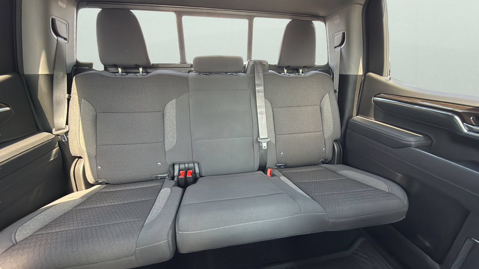 Used 2026 Chevrolet Silverado 1500 LT Trail Boss w/ Convenience Package II AWD/4WD image 26