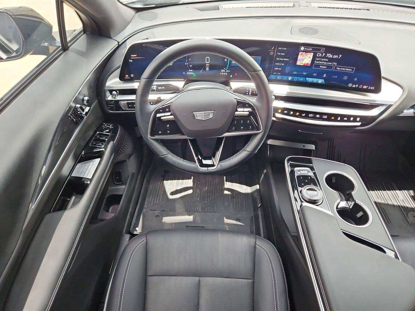 Certified 2024 Cadillac Lyriq Luxury RWD image 14