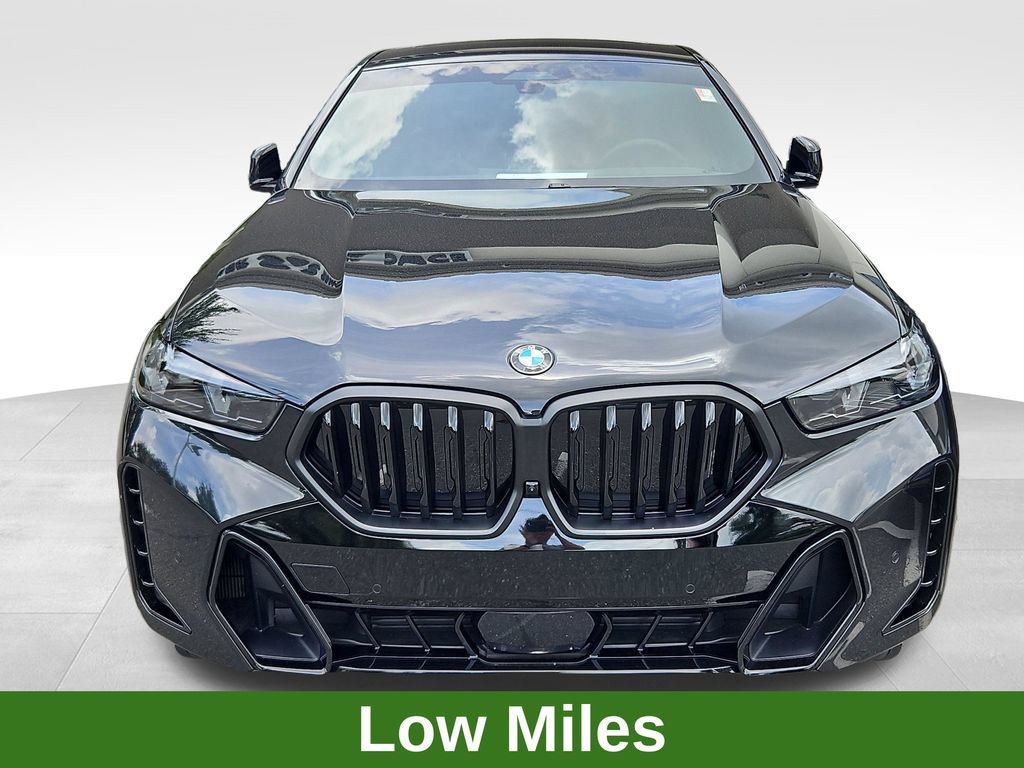 Used 2025 BMW X6 xDrive40i w/ Executive Package AWD/4WD image 2