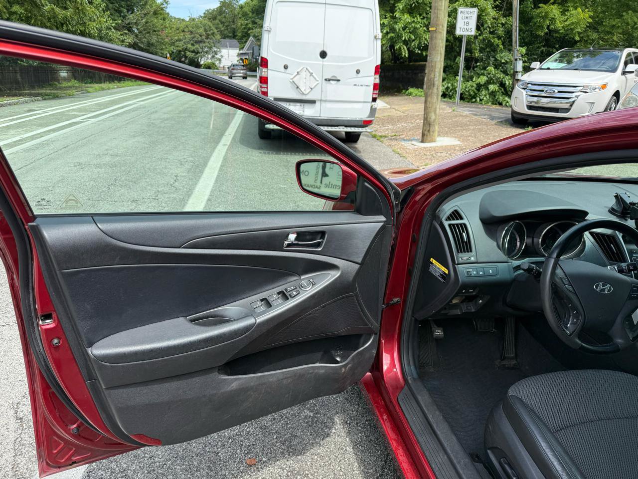 Used 2011 Hyundai Sonata SE FWD image 10