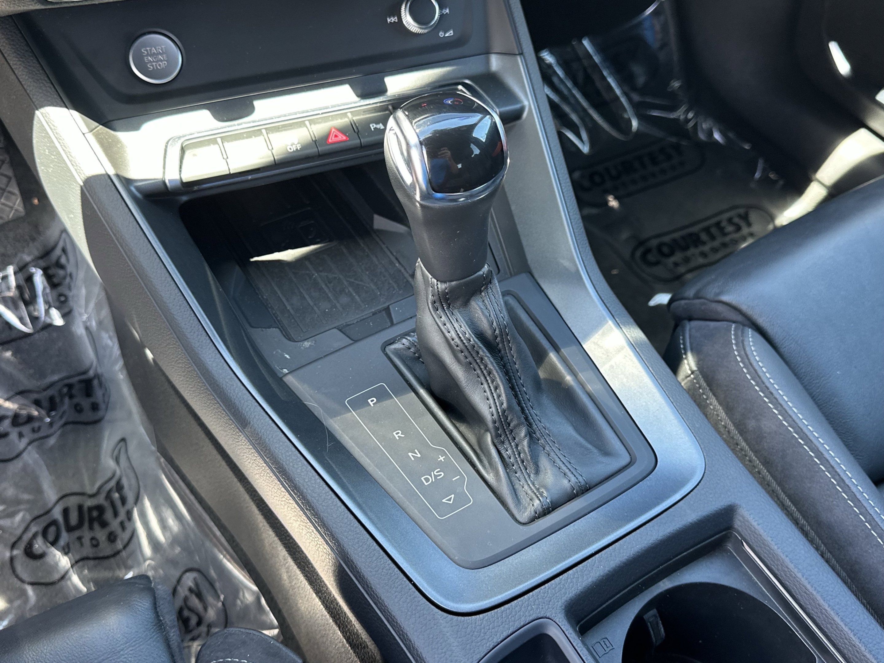 Used 2019 Audi Q3 2.0T Premium Plus w/ Premium Plus Package AWD/4WD image 26