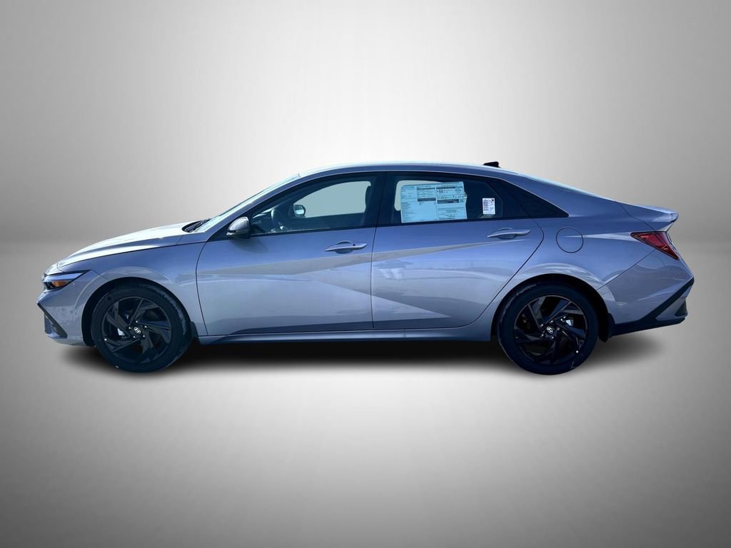 New 2026 Hyundai Elantra Sport image 8