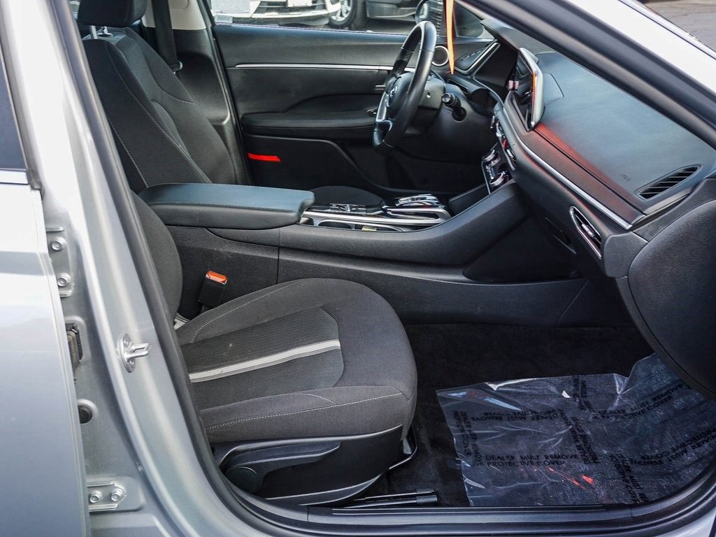 Used 2023 Hyundai Sonata SEL w/ Convenience Package image 12