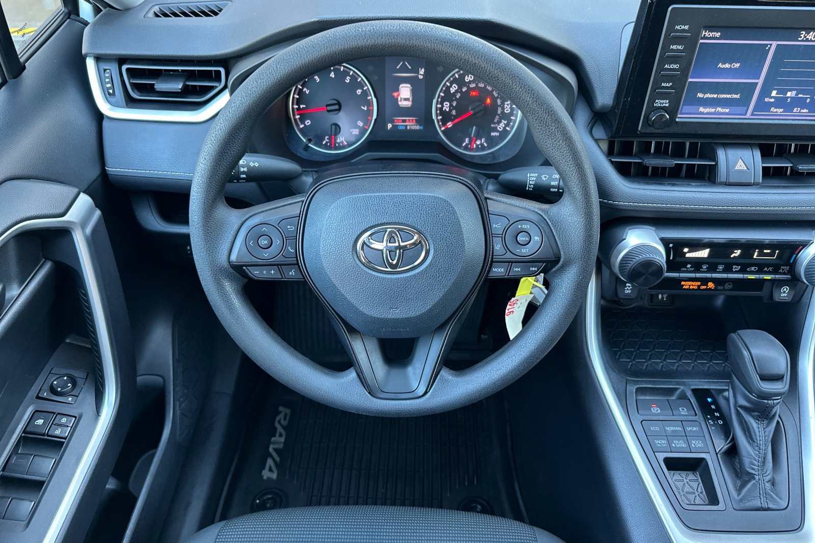 Used 2019 Toyota RAV4 LE w/ All Weather Liner Package AWD/4WD image 18