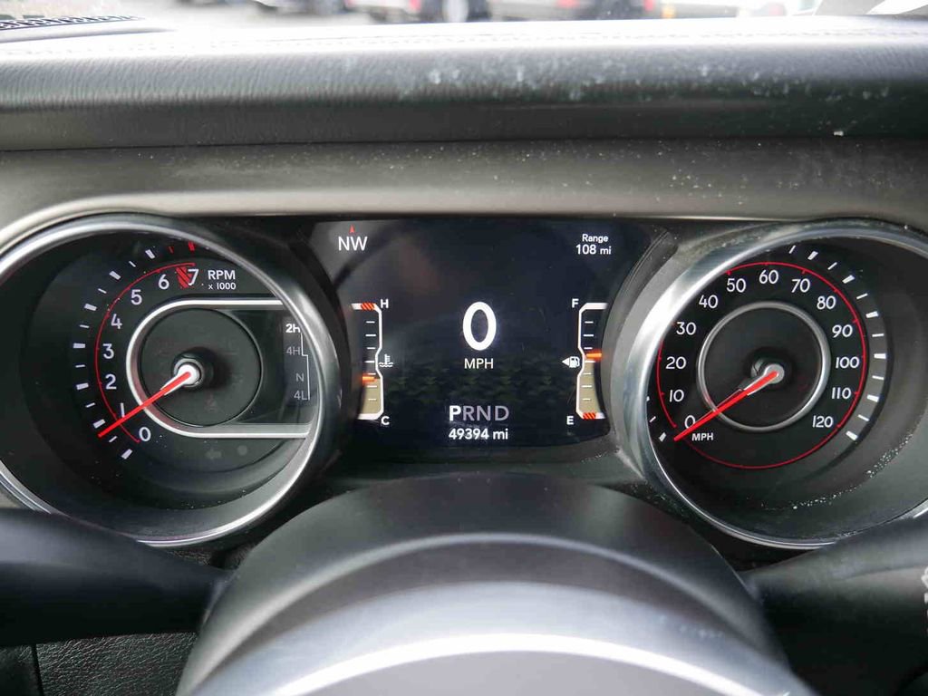 Used 2018 Jeep Wrangler Unlimited Rubicon w/ Dual Top Group image 40