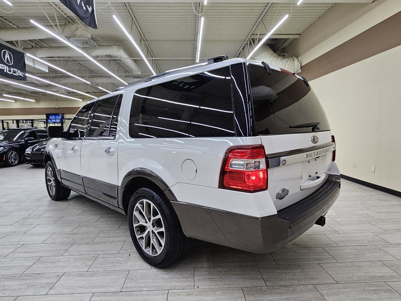 Used 2015 Ford Expedition EL King Ranch RWD image 8