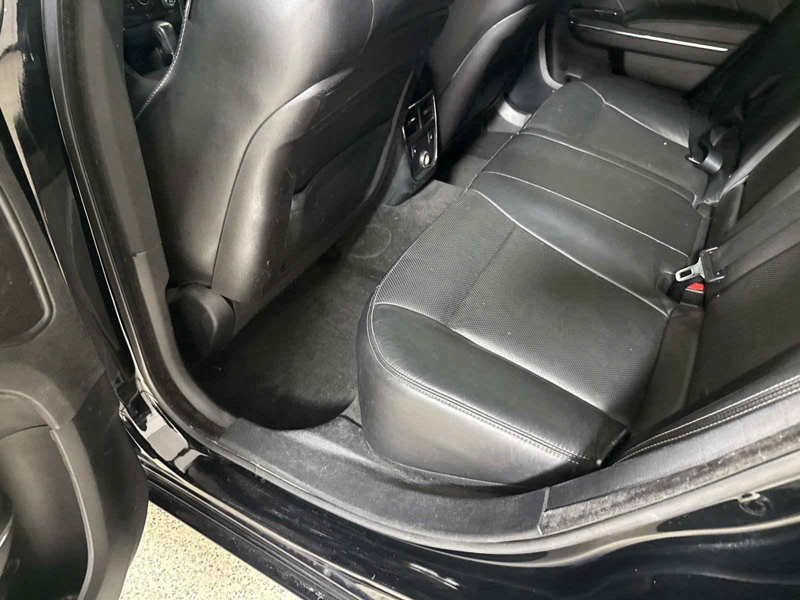 Used 2013 Dodge Charger R/T RWD image 11