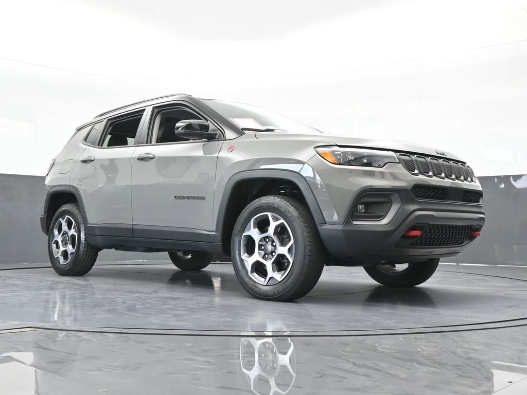 Used 2022 Jeep Compass Trailhawk w/ Trailhawk Elite Group image 59