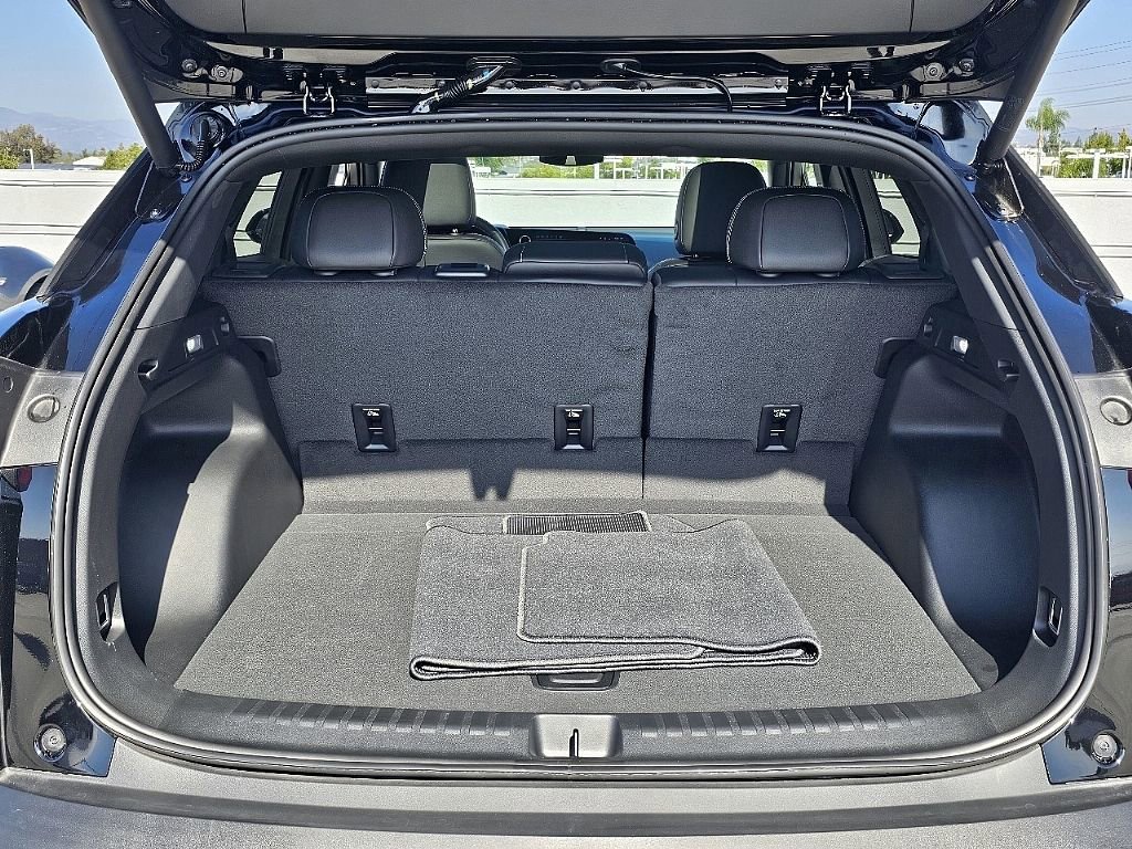 Used 2025 Chevrolet Blazer EV LT image 10