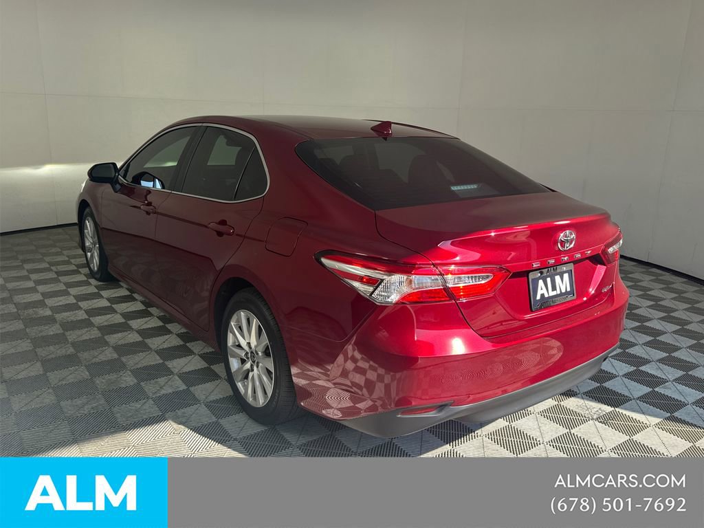 Used 2020 Toyota Camry LE FWD image 9