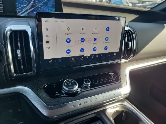New 2026 Ford Expedition Platinum w/ Stealth Appearance Package AWD/4WD image 7