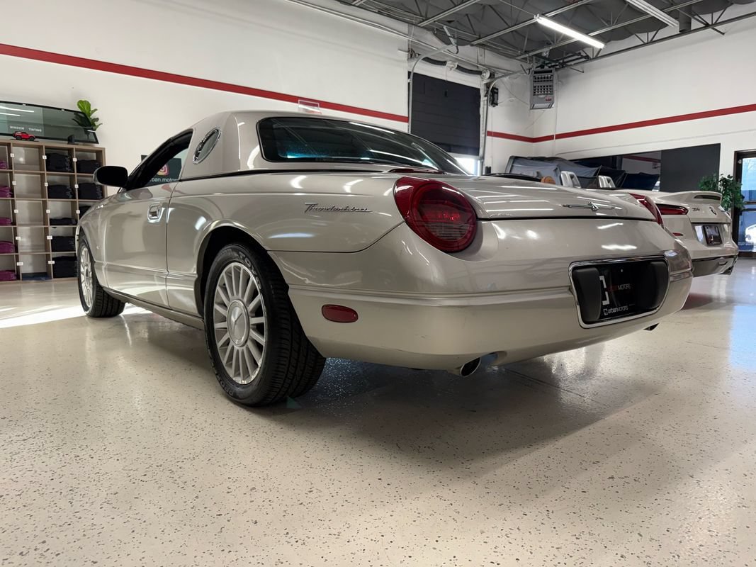 Used 2004 Ford Thunderbird RWD image 40