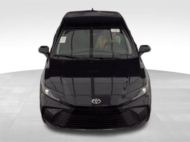 Used 2025 Toyota Camry LE FWD image 2