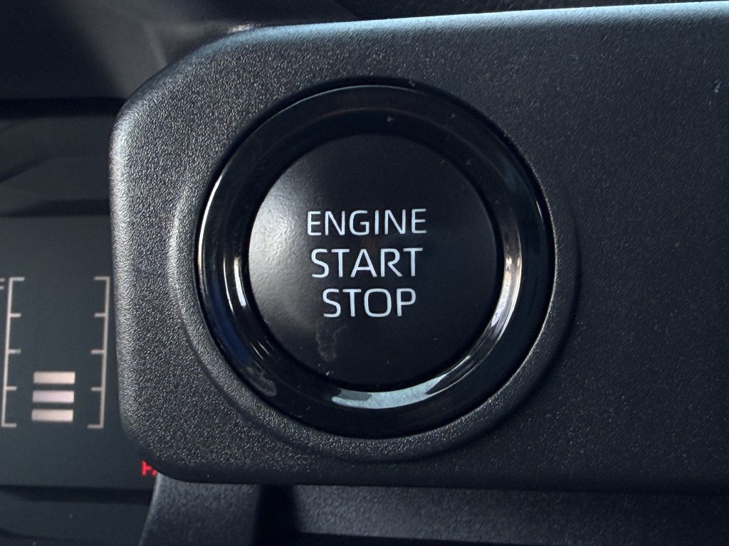 Used 2025 Toyota Tacoma SR RWD image 19