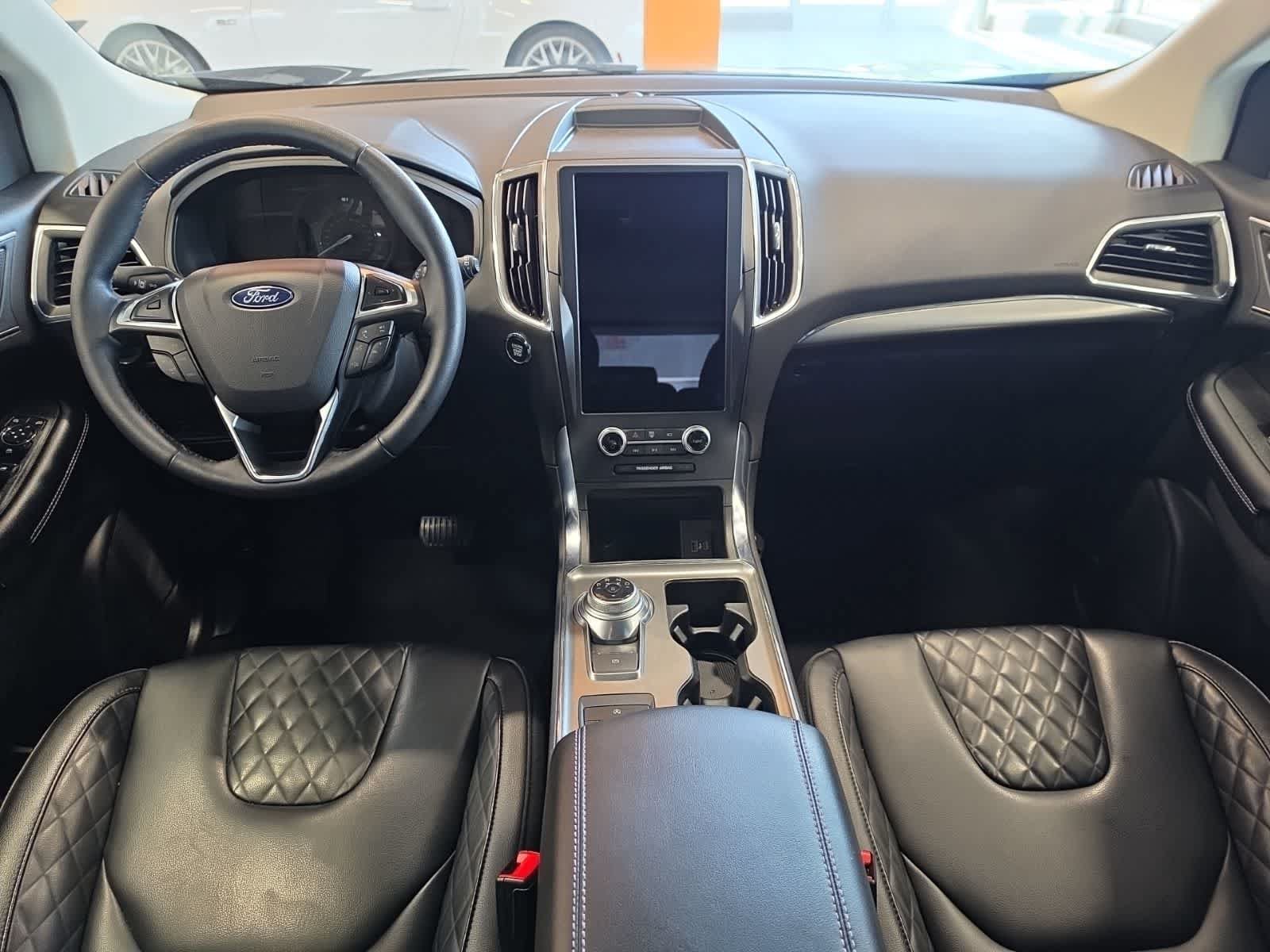 Used 2024 Ford Edge Titanium AWD/4WD image 25