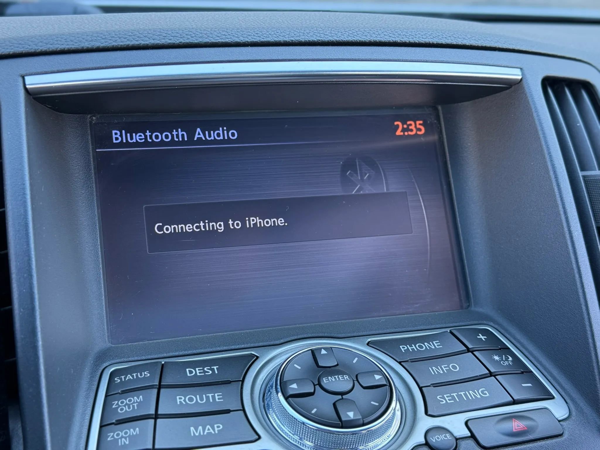 Used 2015 INFINITI Q40 AWD w/ Navigation Package image 23