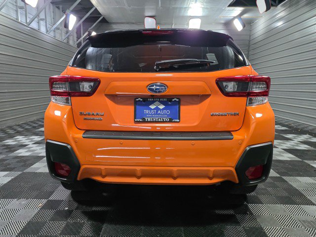 Used 2020 Subaru Crosstrek 2.0i Limited w/ Moonroof Package w/Navigation AWD/4WD image 6