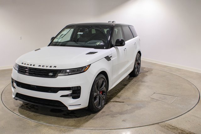 New 2025 Land Rover Range Rover Sport Dynamic SE image 1