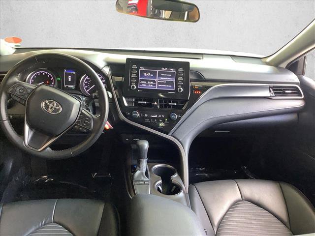 Used 2023 Toyota Camry SE FWD image 9