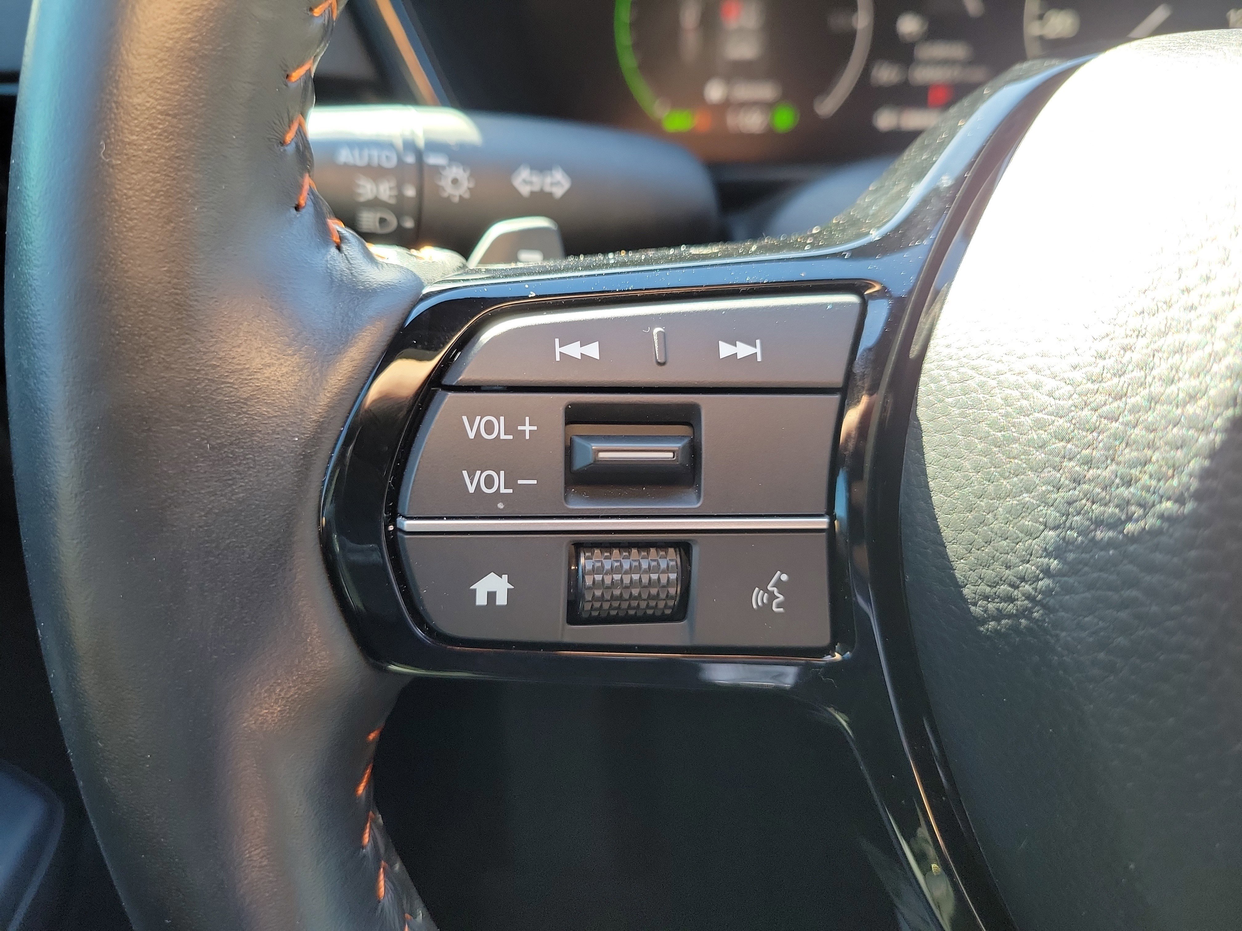 Certified 2025 Honda CR-V Sport Touring image 10