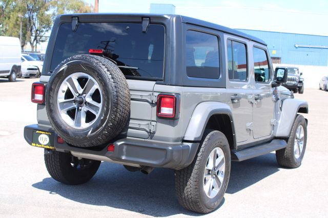 Used 2022 Jeep Wrangler Unlimited Sahara w/ Cold Weather Group AWD/4WD image 5