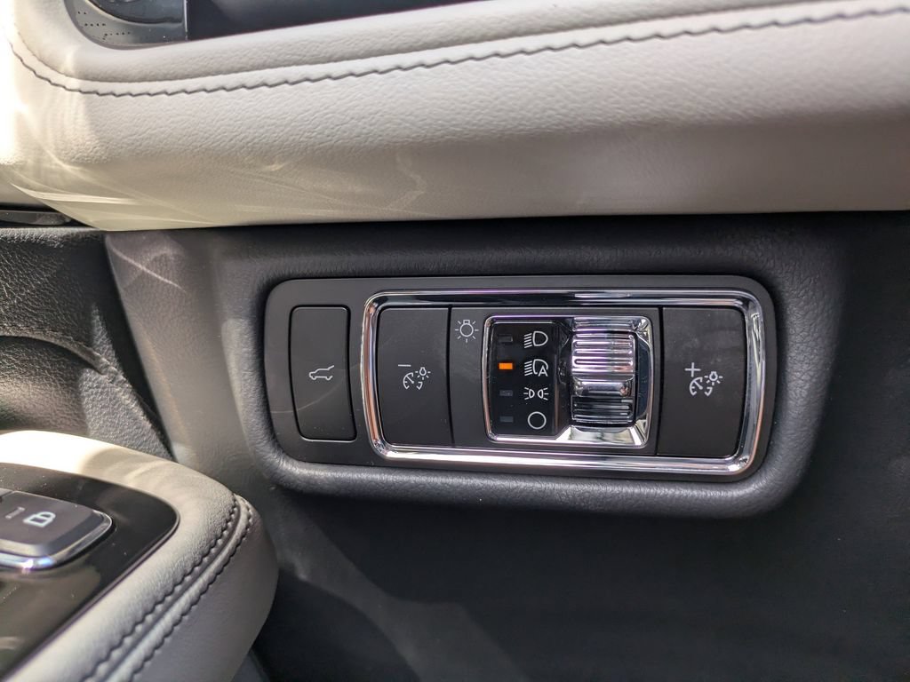 New 2026 Lincoln Aviator Reserve AWD/4WD image 32