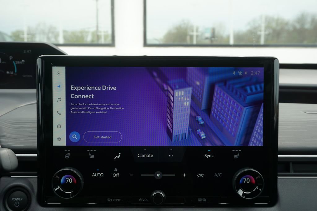 New 2026 Toyota C-HR image 12