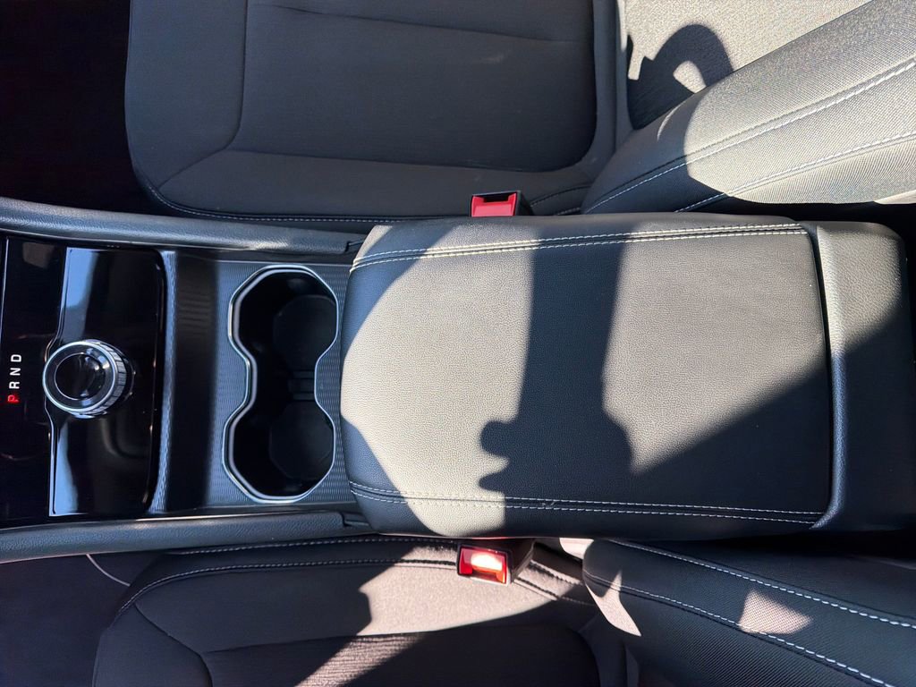 Used 2024 Jeep Grand Cherokee L Laredo w/ Trailer Tow Package image 30