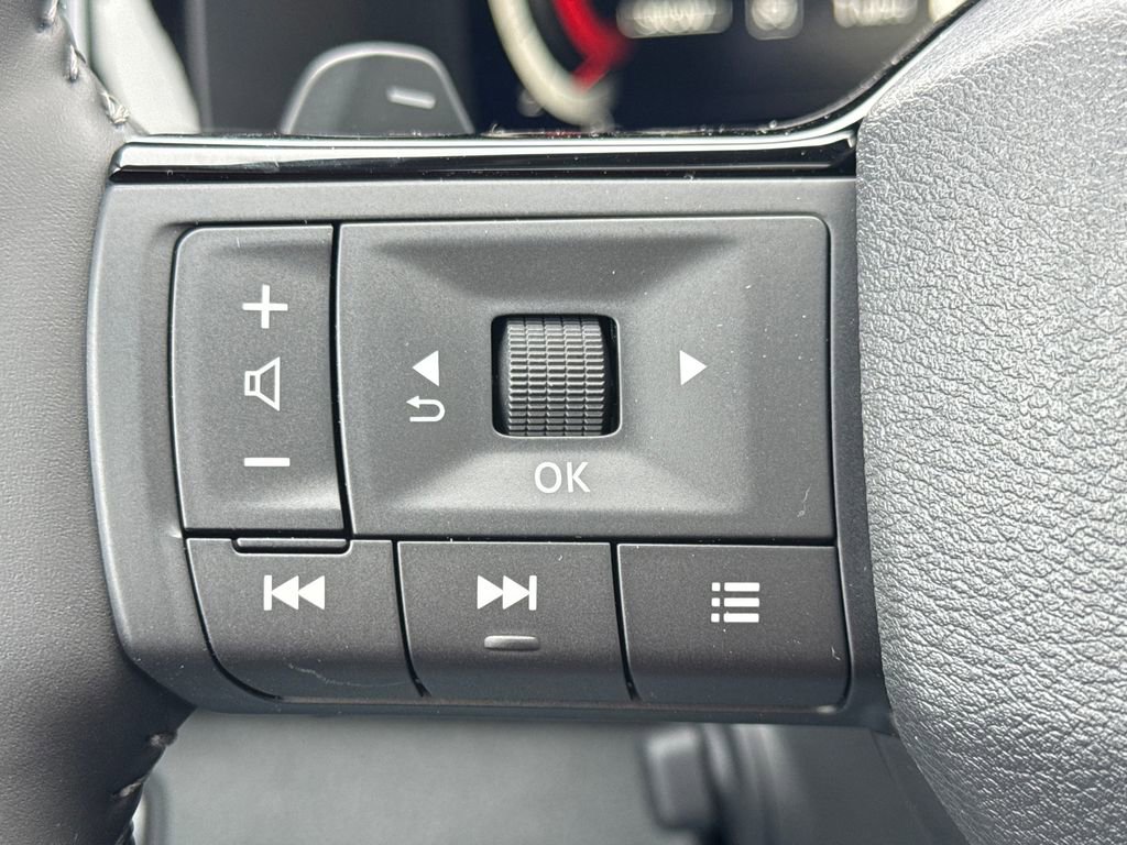 New 2026 Nissan Pathfinder Platinum image 34