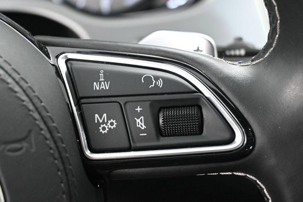 Used 2014 Audi S8 AWD/4WD image 46