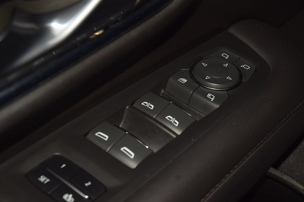 Used 2023 Chevrolet Tahoe High Country AWD/4WD image 48