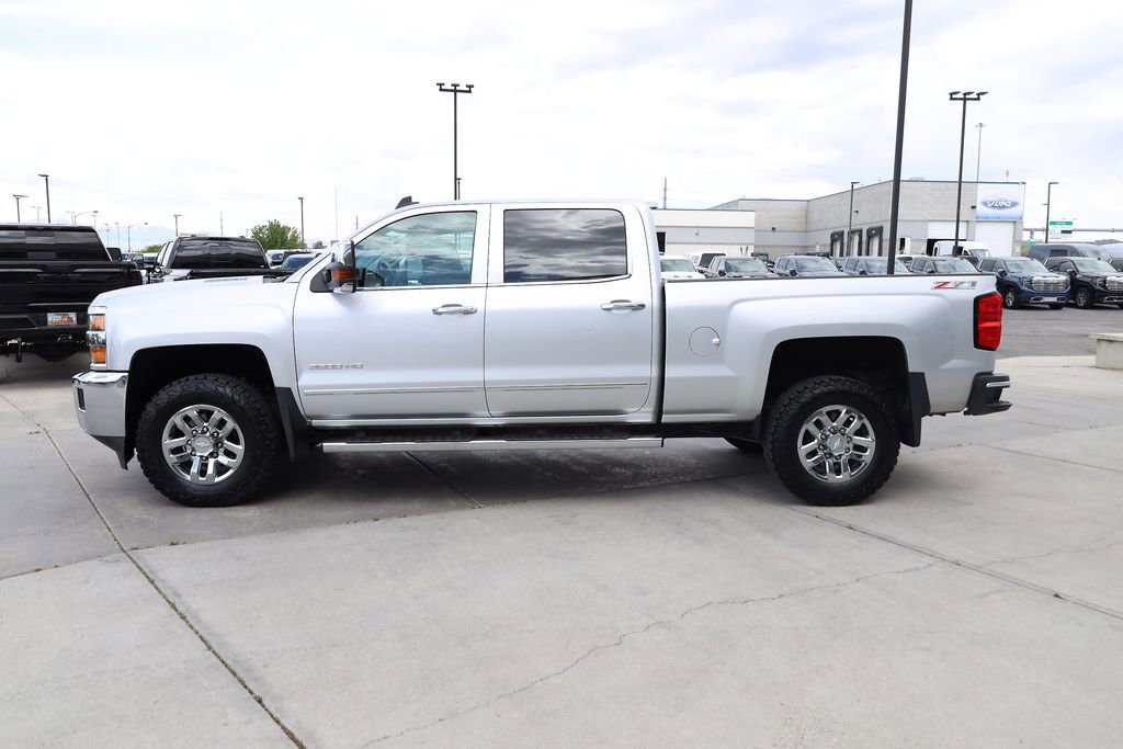 Used 2015 Chevrolet Silverado 3500 LTZ w/ Duramax Plus Package AWD/4WD image 3