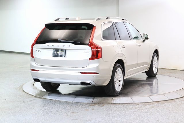 Used 2016 Volvo XC90 T6 Momentum w/ Momentum Plus Package image 10