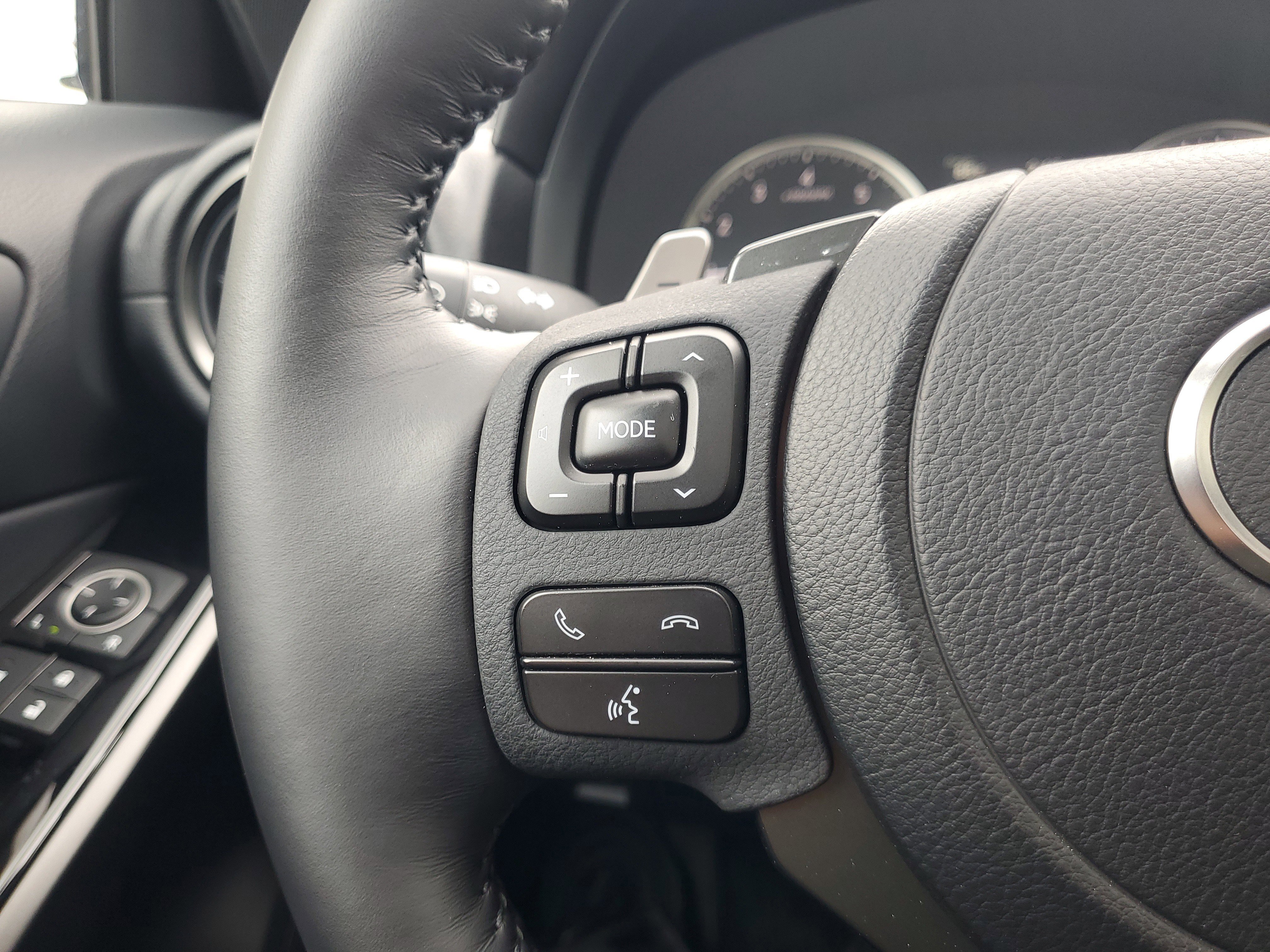 Certified 2023 Lexus IS 300 w/ Comfort Package image 22