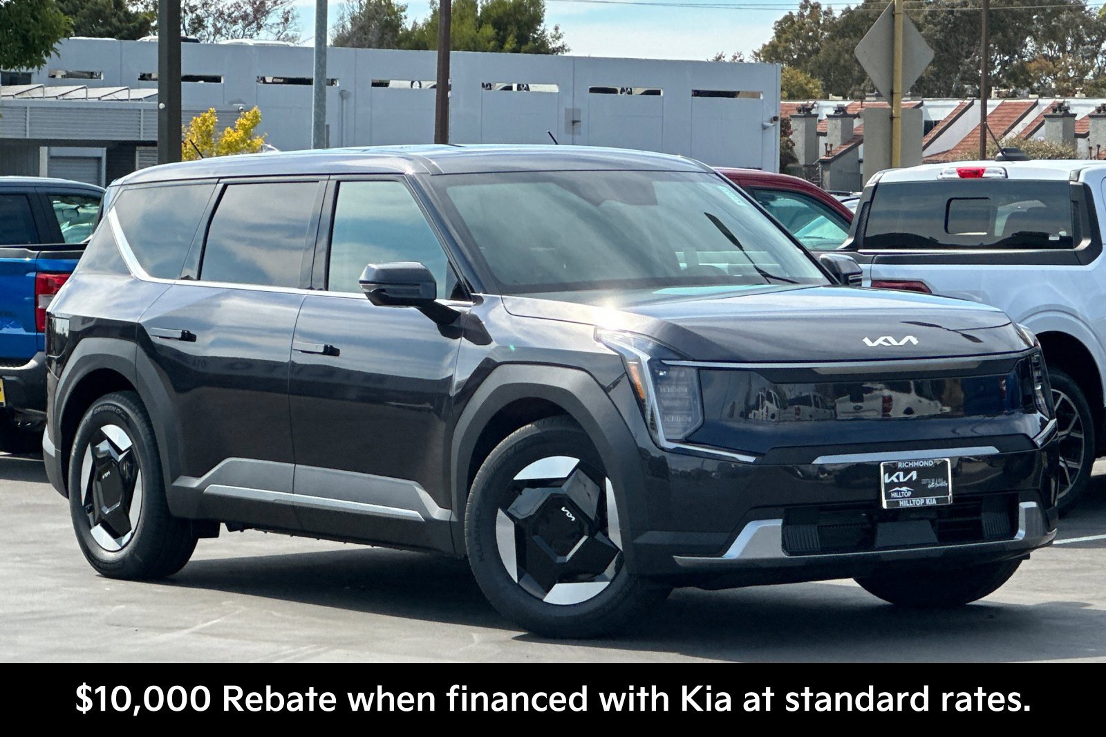 New 2026 Kia EV9 Light RWD image 2