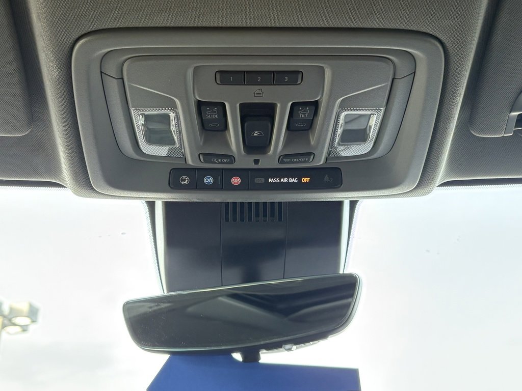 Used 2024 Chevrolet Silverado 1500 LTZ image 30