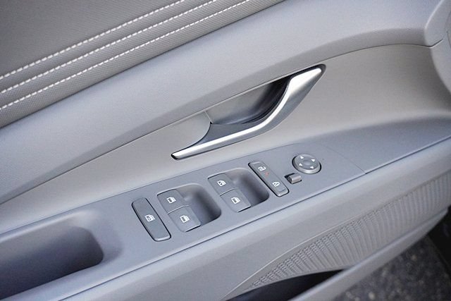 New 2026 Hyundai Elantra Sport FWD image 26