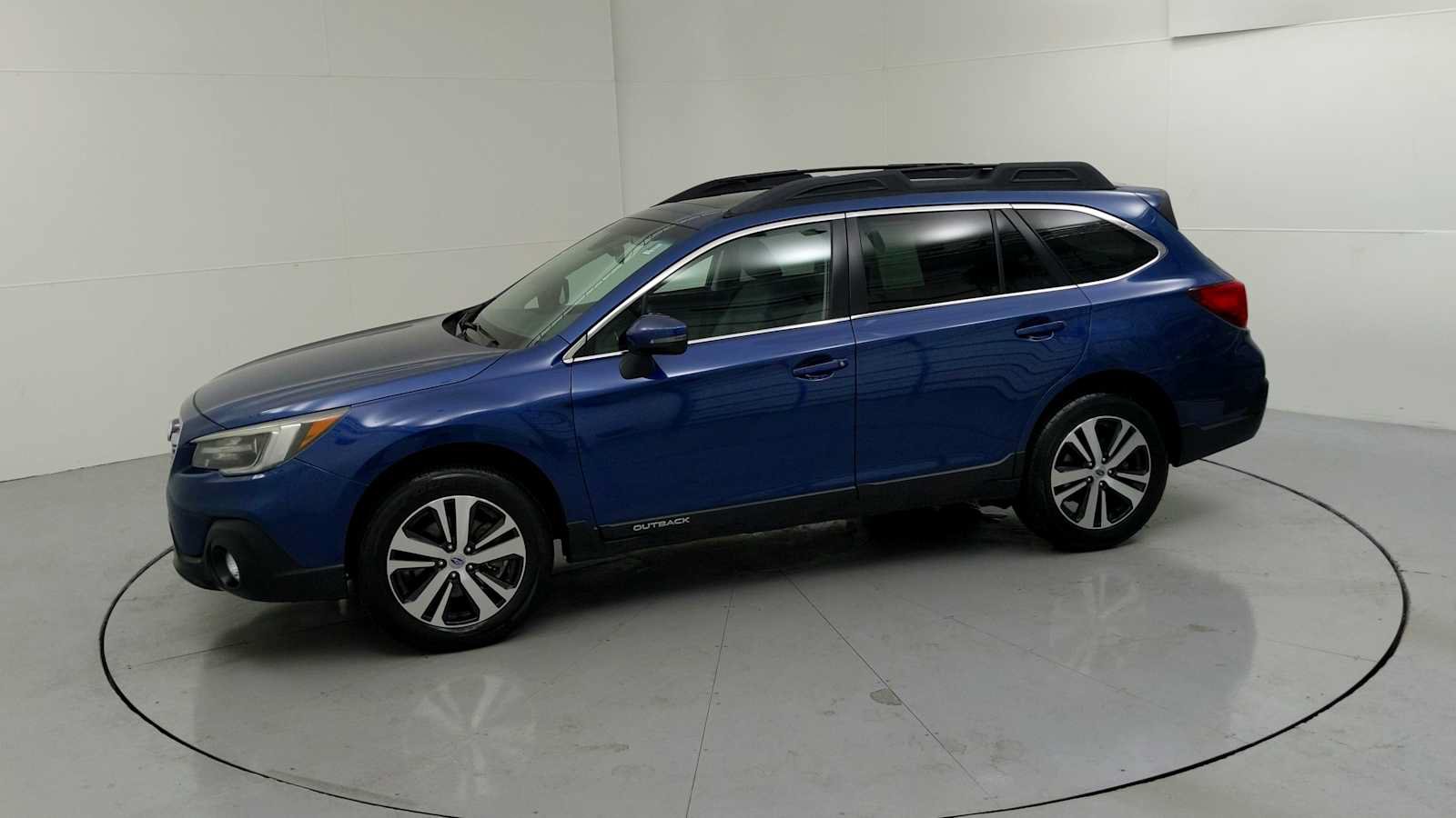 Used 2019 Subaru Outback 2.5i Limited AWD/4WD image 5