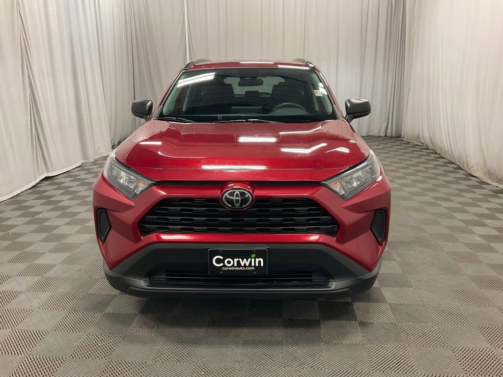 Used 2021 Toyota RAV4 LE image 10