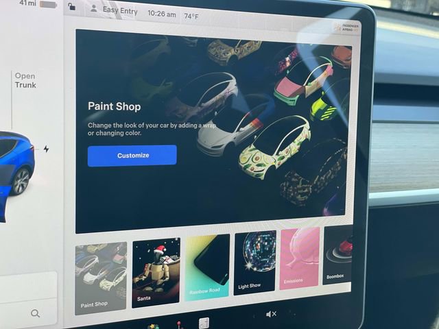 Used 2021 Tesla Model Y Long Range image 18