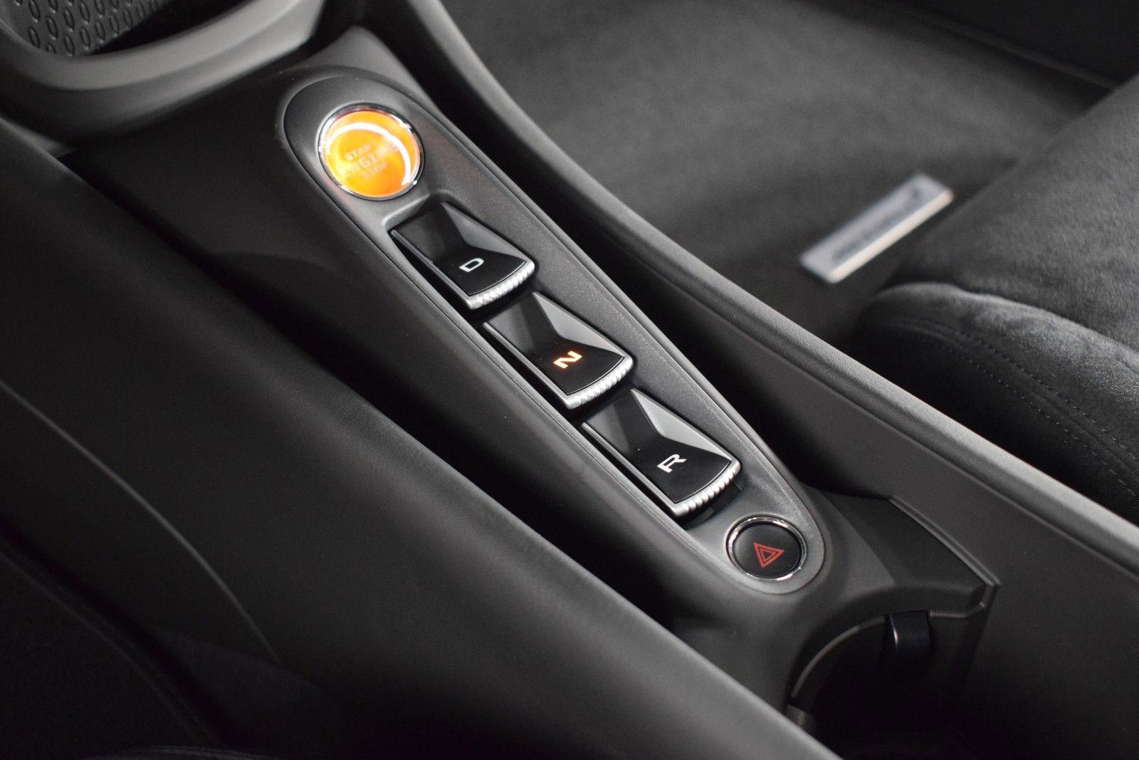 New 2026 McLaren Artura Spider RWD image 31