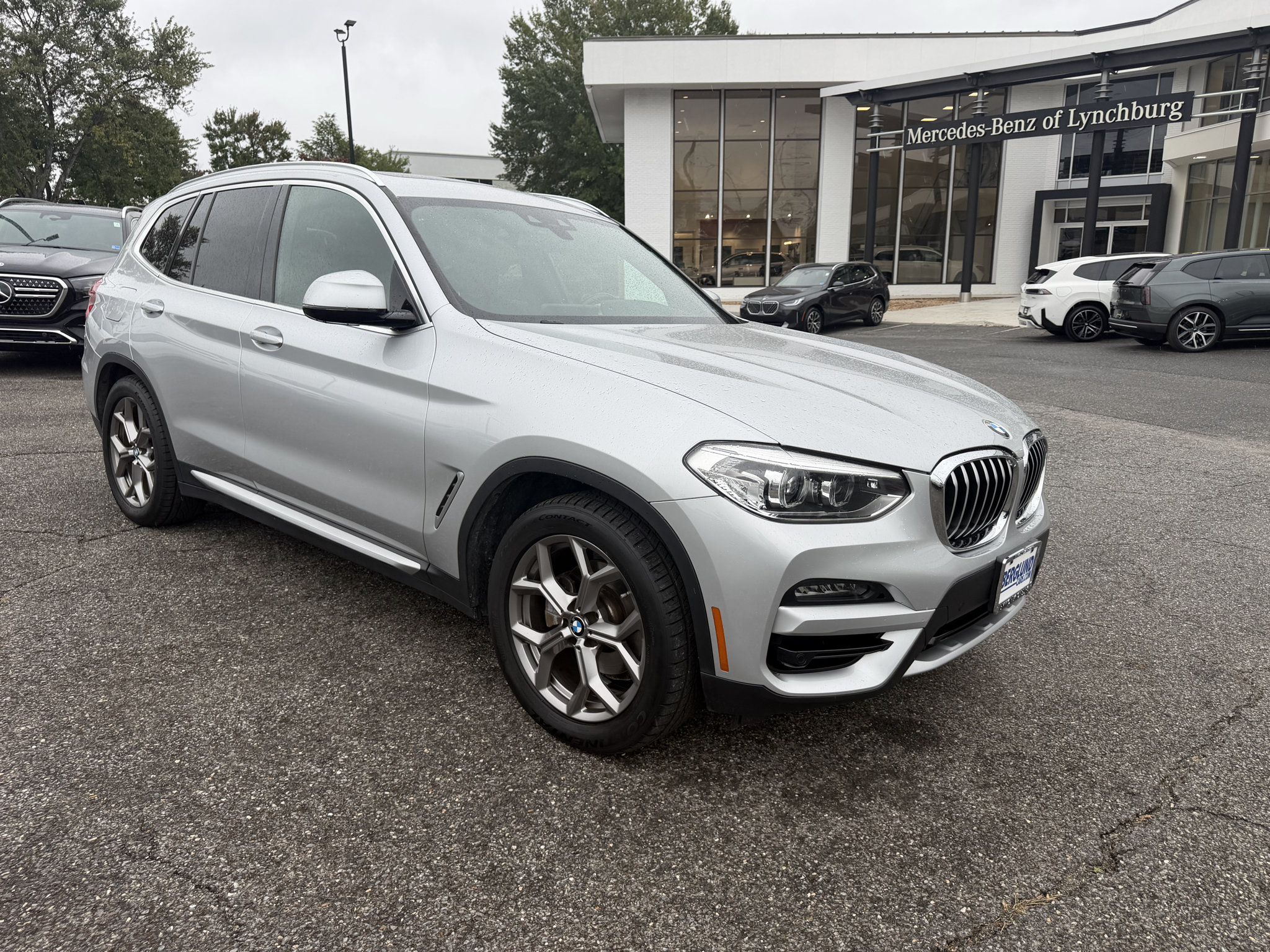 Used 2020 BMW X3 xDrive30e w/ Premium Package AWD/4WD image 2