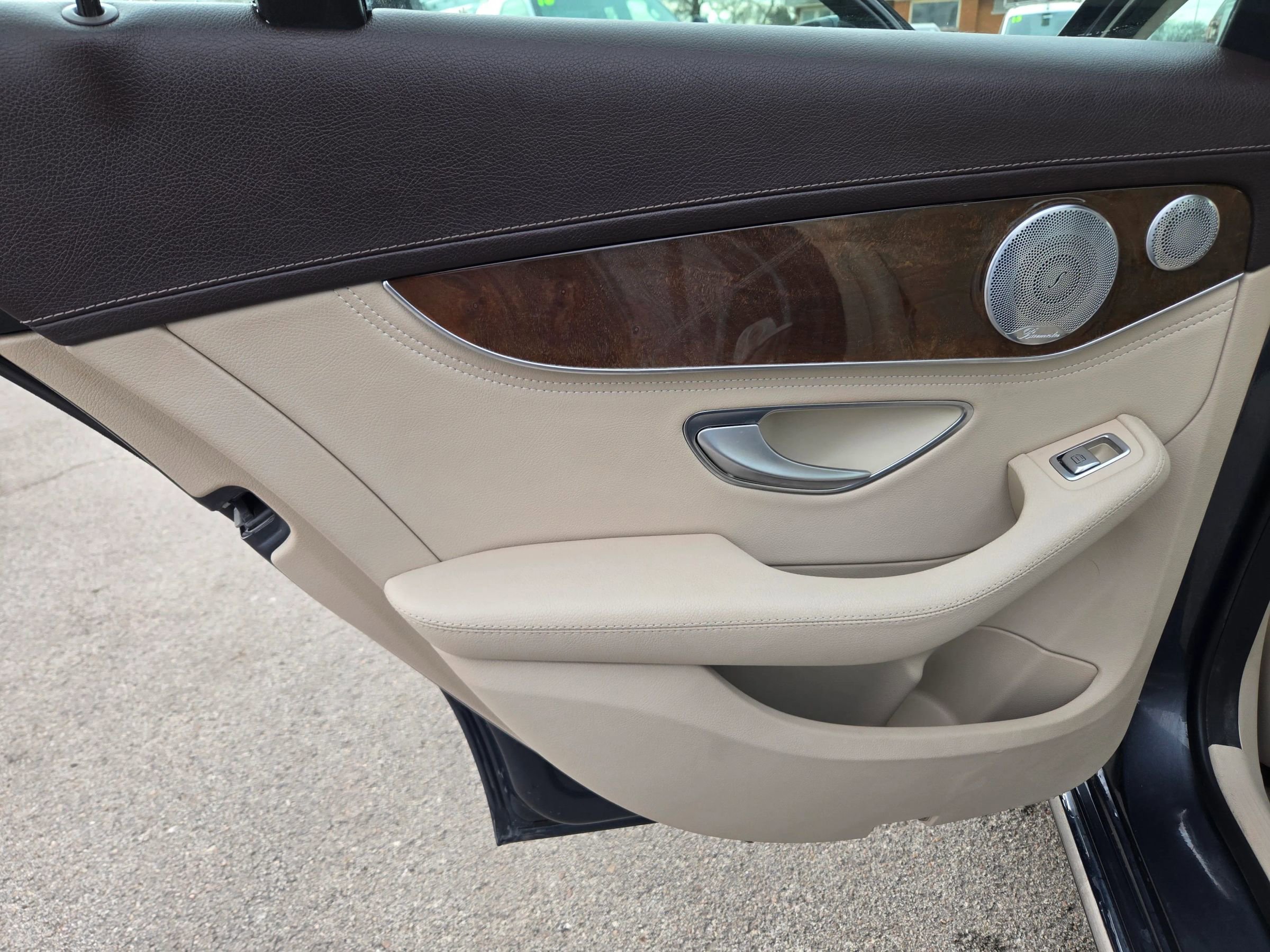 Used 2016 Mercedes-Benz C 300 4MATIC Sedan image 49