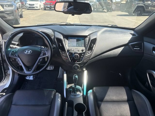 Used 2016 Hyundai Veloster Turbo w/ Option Group 04 FWD image 22