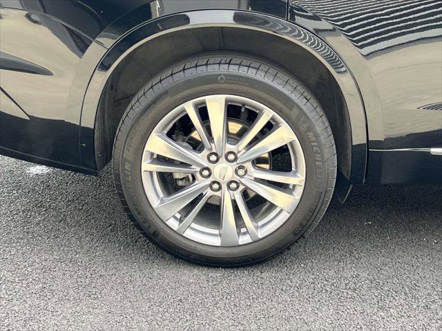 Used 2023 Cadillac XT6 Premium Luxury image 7