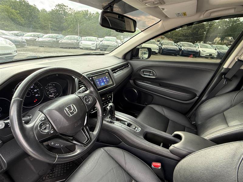 Used 2017 Honda HR-V EX-L image 10